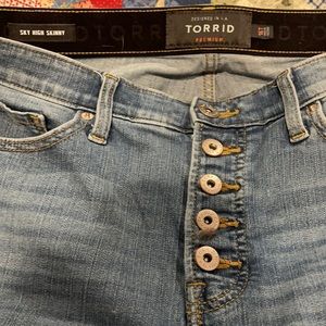 Torrid Size 16Tall sky high skinny jeans.